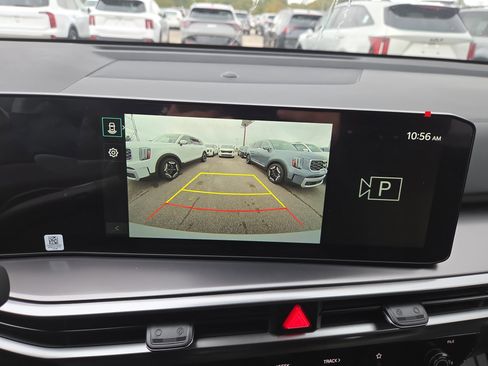 New 2026 Kia Sorento LX image 12