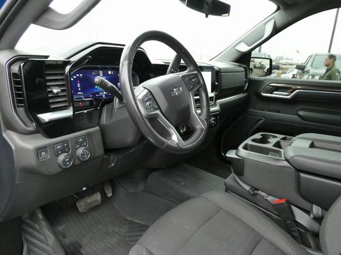 Certified 2022 Chevrolet Silverado 1500 RST image 22