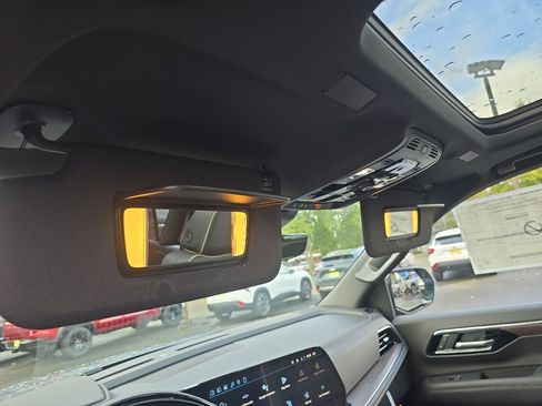 New 2026 Chevrolet Tahoe Premier AWD/4WD image 16