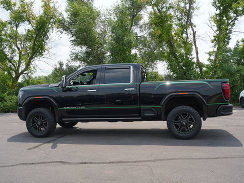 Used 2024 GMC Sierra 2500 Denali w/ Denali Reserve Package AWD/4WD image 6