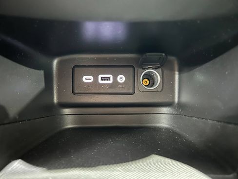 Used 2022 Chevrolet Equinox LT FWD image 30