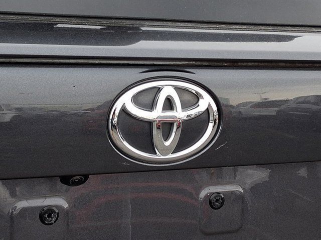 Used 2023 Toyota RAV4 LE FWD image 35