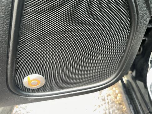 Used 2015 Dodge Charger R/T image 19