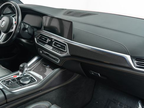 Used 2021 BMW X5 M AWD/4WD image 14