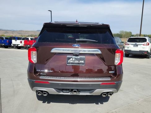 Used 2020 Ford Explorer Platinum w/ Premium Technology Package AWD/4WD image 12