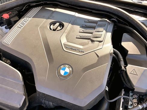 Used 2022 BMW 330i Sedan w/ M Sport Package image 30
