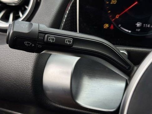 Used 2021 Mercedes-Benz GLB 250 GLB 250 w/ Premium Package image 23