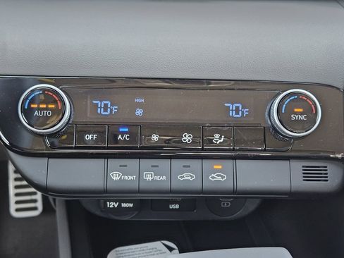 New 2026 Hyundai Elantra Sport FWD image 18