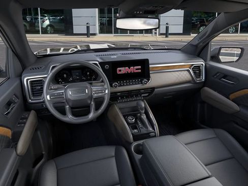 New 2026 GMC Canyon Denali image 15