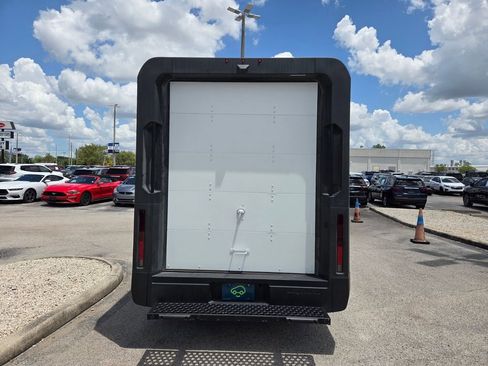 Used 2024 Chevrolet Brightdrop 600 w/ Battery Pack, Max Range AWD/4WD image 9