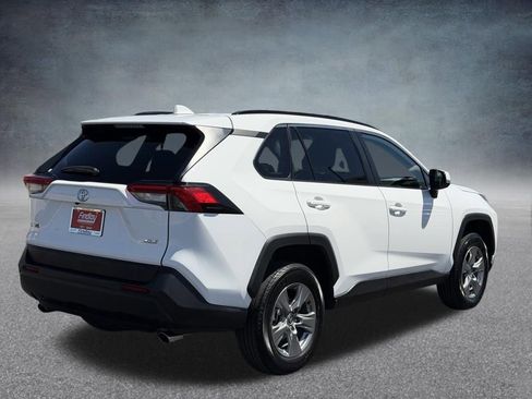 Used 2024 Toyota RAV4 XLE FWD image 3