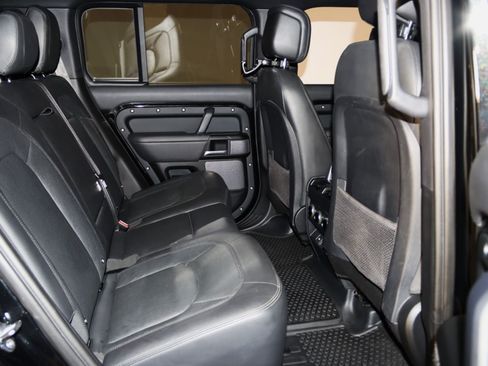 Used 2023 Land Rover Defender 110 V8 AWD/4WD image 66