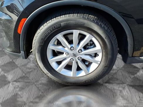 Used 2024 Dodge Durango SXT image 11