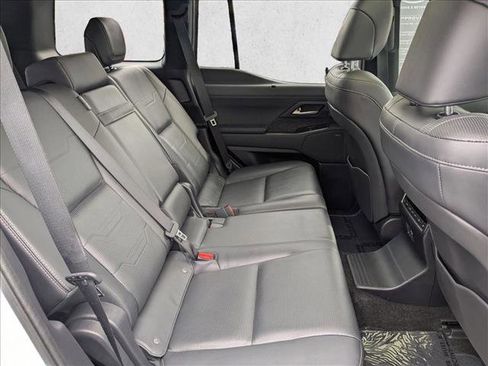 Used 2024 Lexus GX 550 image 22