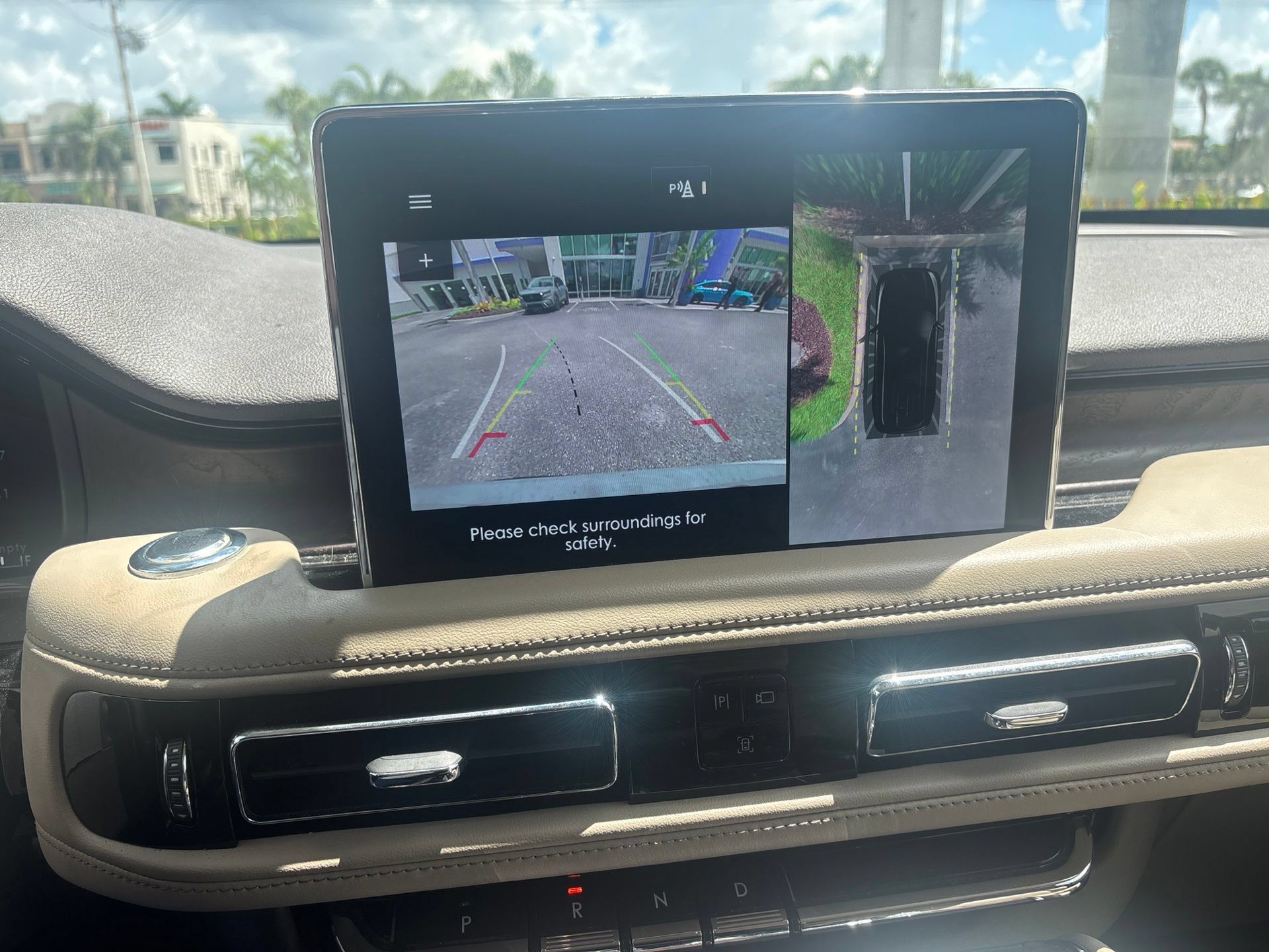 Used 2022 Lincoln Aviator Reserve w/ Equipment Group 201A RWD image 19