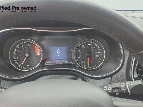 Certified 2019 Jeep Cherokee Limited AWD/4WD image 19