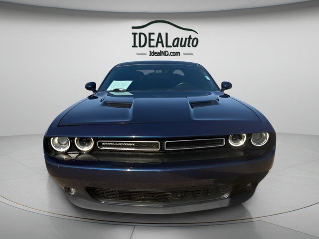 Used 2015 Dodge Challenger SXT Plus w/ Driver Convenience Group RWD image 8