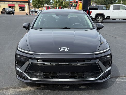 Used 2025 Hyundai Sonata SEL FWD image 3