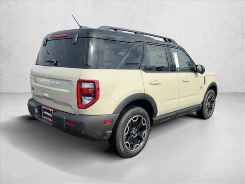 New 2025 Ford Bronco Sport Outer Banks w/ Outer Banks Tech Package+ image 2