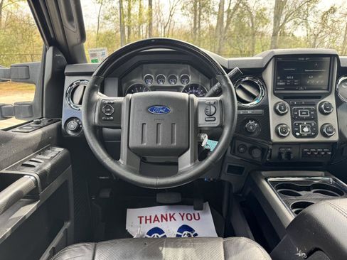 Used 2015 Ford F250 Lariat w/ Lariat Ultimate Package image 18