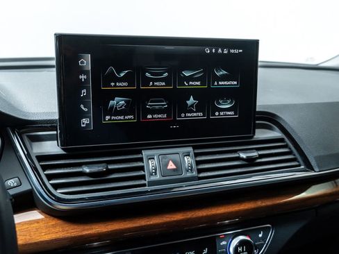 Used 2022 Audi Q5 2.0T Premium Plus image 16