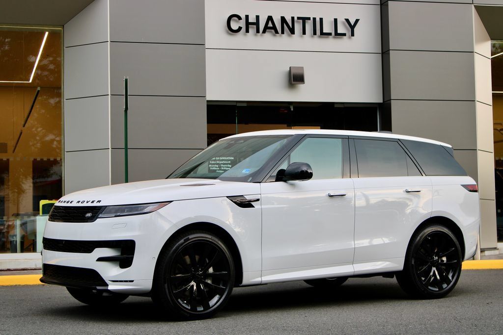 New 2026 Land Rover Range Rover Sport Dynamic SE AWD/4WD image 1