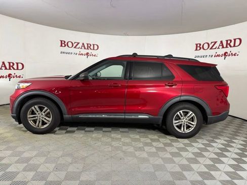 Certified 2020 Ford Explorer XLT w/ Class III Trailer Tow Package RWD image 5