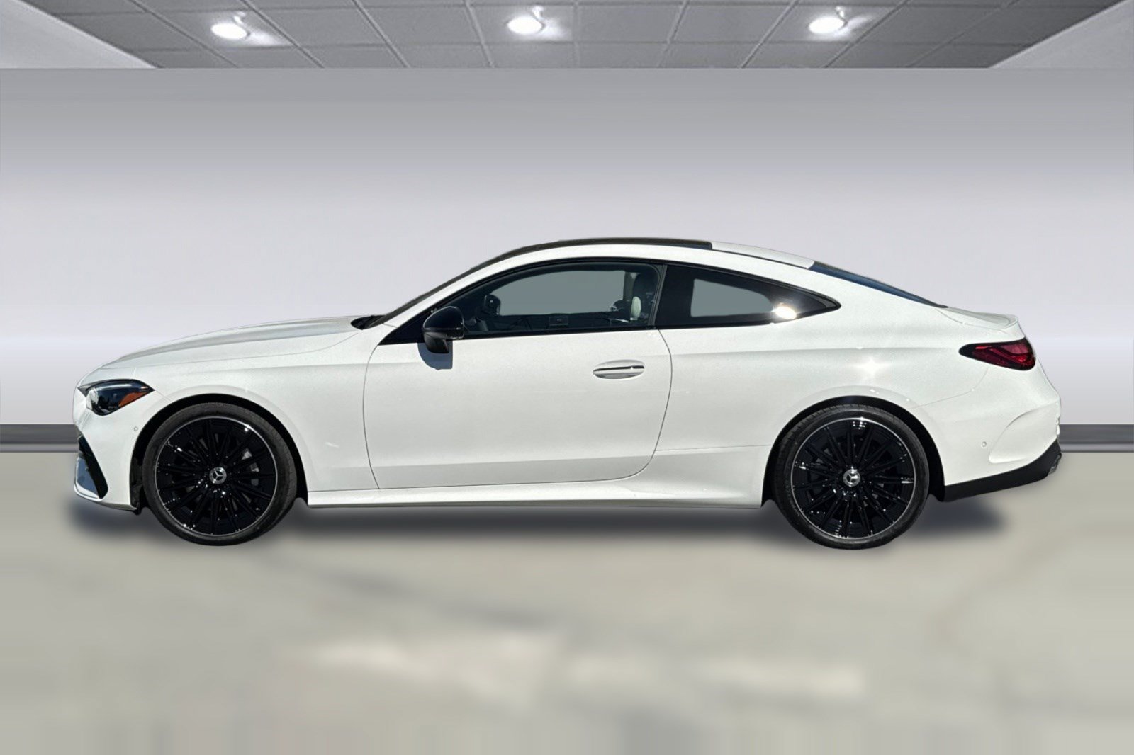 New 2027 Mercedes-Benz CLE 450 4MATIC Coupe image 2