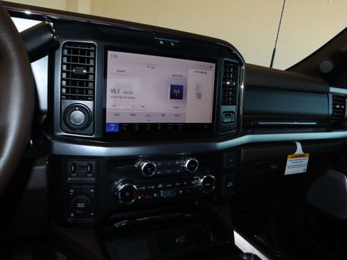 New 2026 Ford F350 King Ranch w/ FX4 Off-Road Package image 27