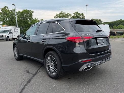 Used 2026 Mercedes-Benz GLC 300 4MATIC image 5