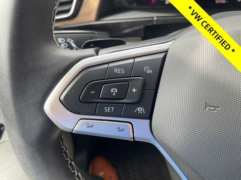 Used 2024 Volkswagen Atlas SE AWD/4WD image 28