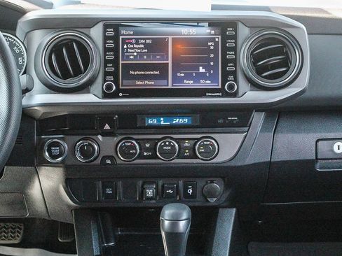 Used 2023 Toyota Tacoma TRD Sport AWD/4WD image 14