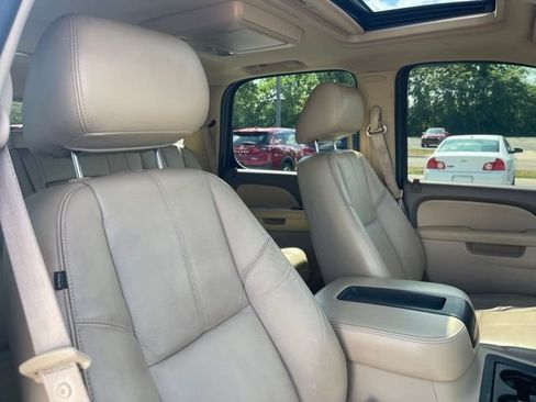 Used 2011 Chevrolet Tahoe LT AWD/4WD image 39