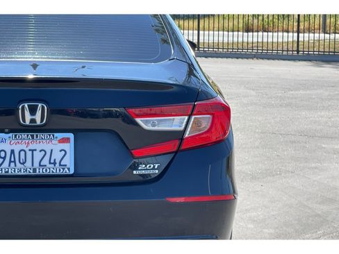 Used 2018 Honda Accord Touring image 48