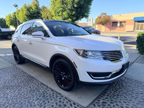 Used 2018 Lincoln MKX Reserve image 3