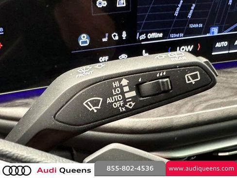 Used 2025 Audi Q5 Premium w/ Convenience Package AWD/4WD image 31