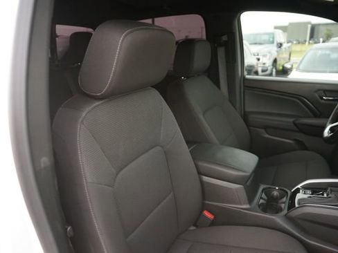 Used 2025 Chevrolet Colorado LT w/ Advanced Trailering Package RWD image 19