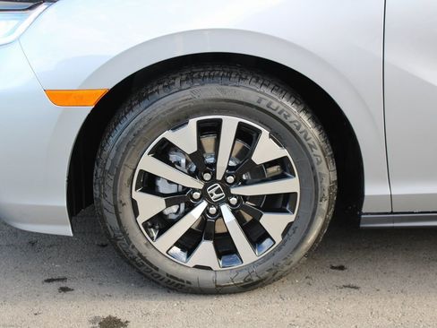 New 2026 Honda Odyssey EX-L image 6