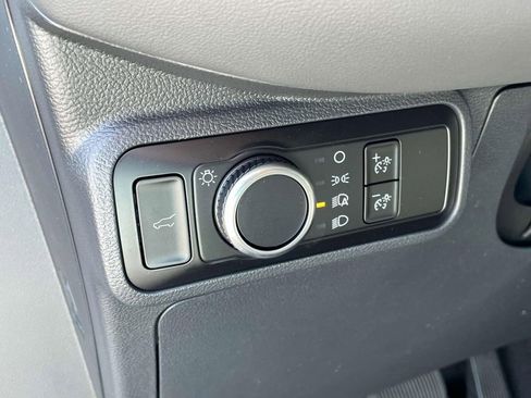 New 2025 Ford Explorer Active image 17