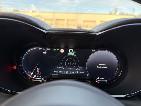 Used 2024 Alfa Romeo Tonale Veloce image 22