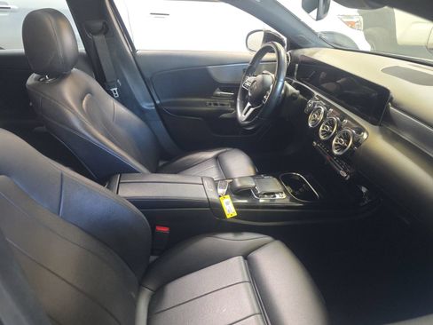Used 2019 Mercedes-Benz A 220 w/ Premium Package image 11