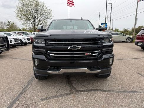Used 2017 Chevrolet Silverado 1500 LTZ Z71 w/ Realtree Edition AWD/4WD image 7