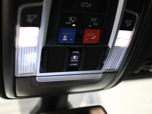 Used 2023 RAM 2500 Limited AWD/4WD image 27