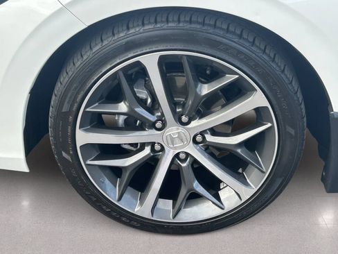 Certified 2024 Honda Civic Touring image 11