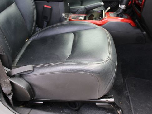 Used 2021 Jeep Gladiator Sport AWD/4WD image 11