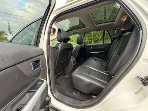 Used 2014 Ford Edge SEL w/ Equipment Group 205A AWD/4WD image 23