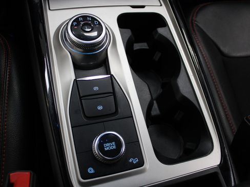 Used 2022 Ford Explorer ST-Line image 31