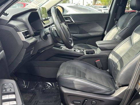 Used 2024 Mitsubishi Outlander SE AWD/4WD image 22
