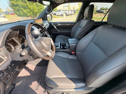 Used 2023 Lexus GX 460 Premium w/ Premium Plus Package AWD/4WD image 29