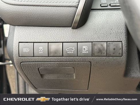 Used 2023 Toyota Camry SE FWD image 24